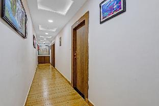 Hotel O R S Palace,Navrangpura>>Ahmedabad,3 star