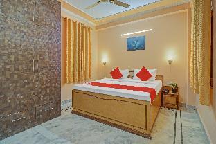 super hotel o satguru residency