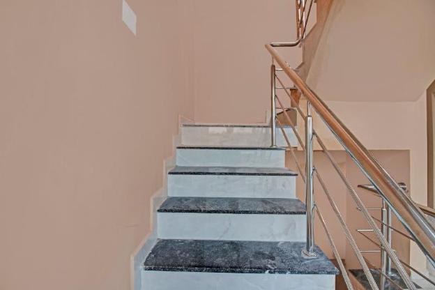 flagship 90881 r k guest house