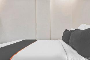 Super Collection O Ubale Nagar,Pune>>Kharadi,3 star