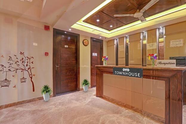 townhouse hotel spotlight