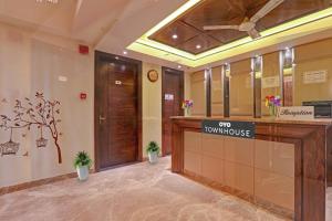 townhouse hotel spotlight