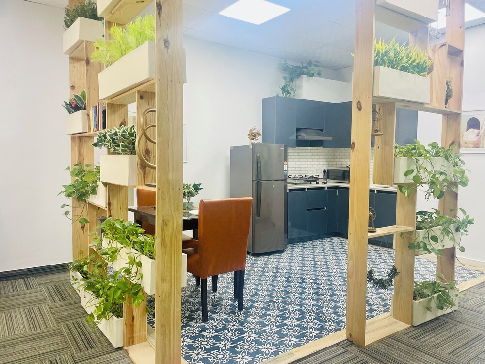 bluo modern 1bhk dlf galleria market