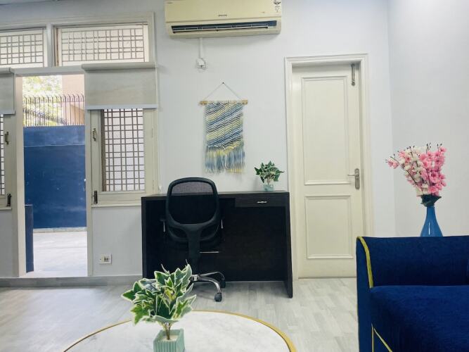 bluo modern 1bhk dlf galleria market