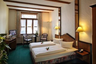 ringhotel schlossberg neustadt