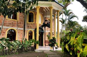 Ayenda Llanogrande Inn,,4 star