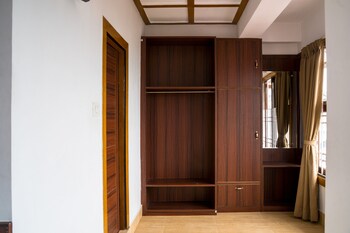 gangtok central rooms near mg marg