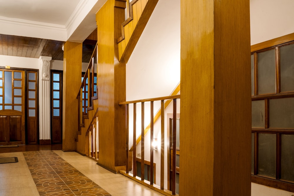 gangtok central rooms near mg marg