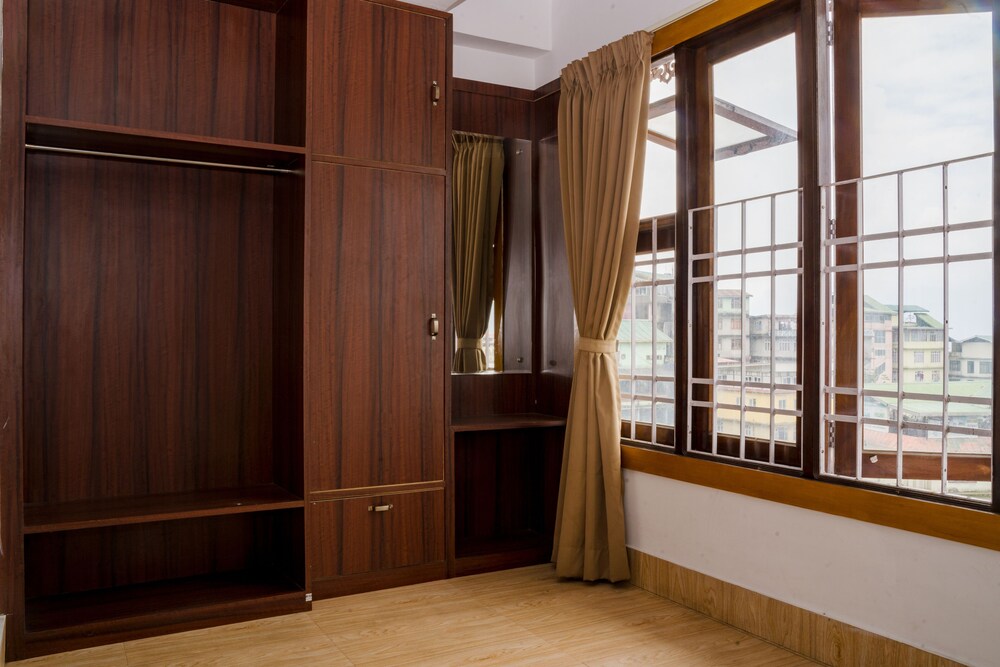gangtok central rooms near mg marg