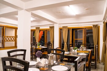 gangtok central rooms near mg marg