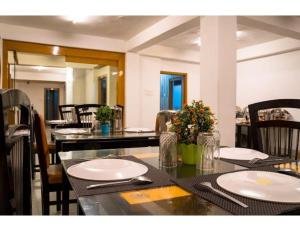 gangtok central rooms near mg marg