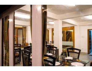 gangtok central rooms near mg marg