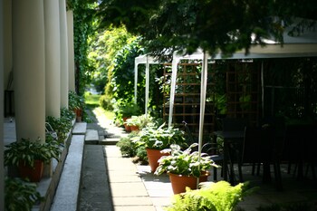 aparthotel miodosytnia