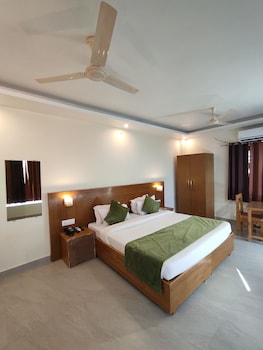 shivansh green resort