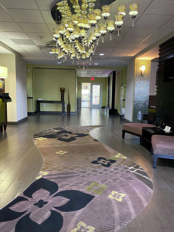 hampton inn by hilton leesville fort johnson