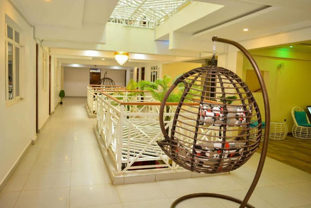 the gific hotel