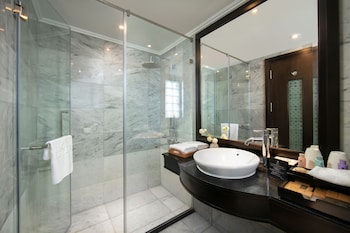 lhotel du lac hanoi