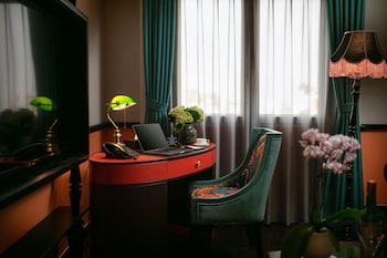 lhotel du lac hanoi
