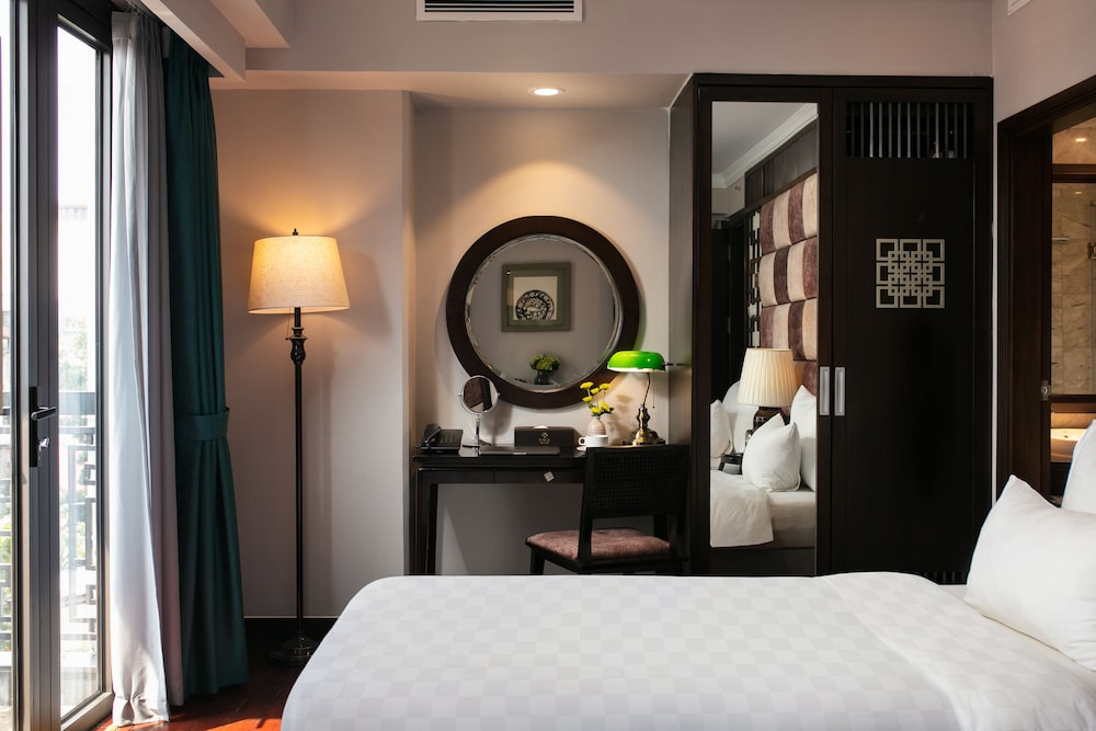 lhotel du lac hanoi