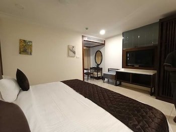 Rkn Grand Hotel,Puducherry>>Pondicherry,2.5 star