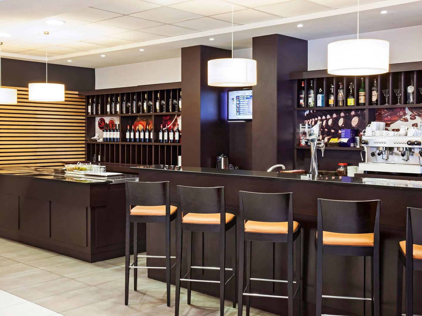 ibis barcelona ripollet