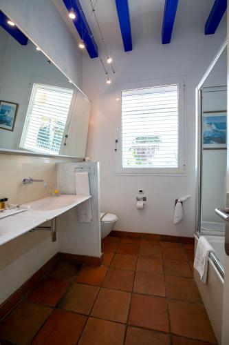 hotel tancat de codorniu