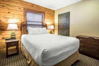 Bluegreen Christmas Mountain Village, An Ascend Resort,Reedsburg>>Lake Delton,3 star