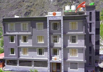 Hotel Vasudeva Inn,Dehradun>>Chamoli,2.5 star