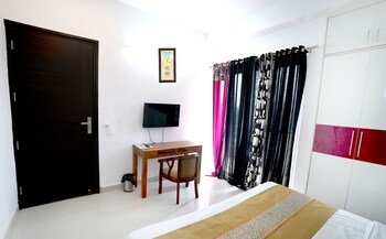 gupta residency near ajnara heritage