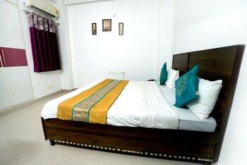 gupta residency near ajnara heritage