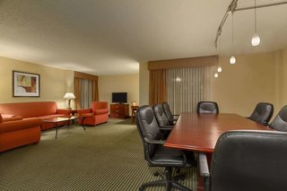 embassy suites hotel winston salem