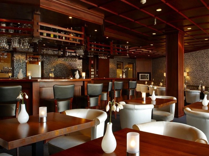 van der valk volendam