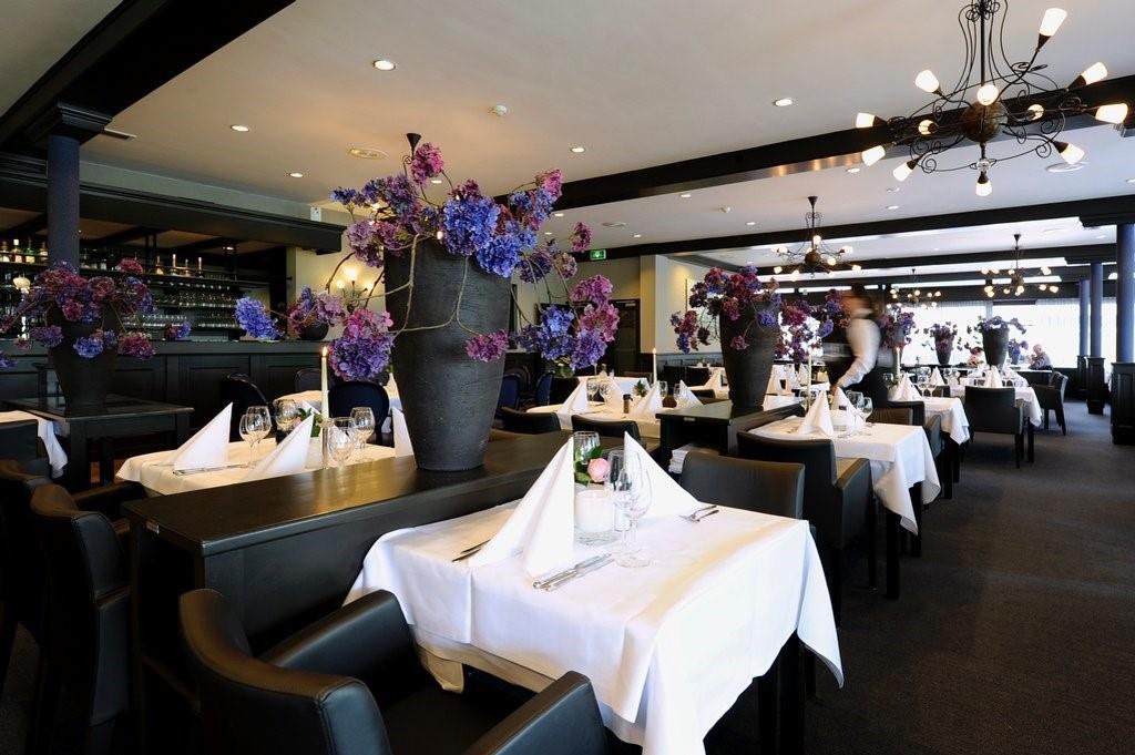 van der valk volendam