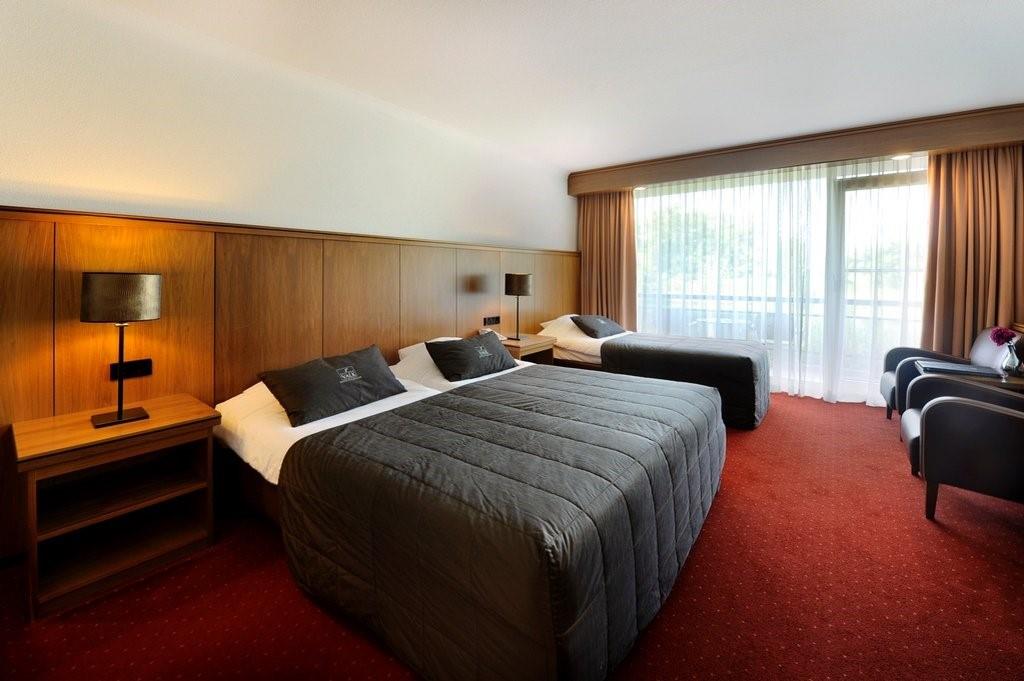 van der valk volendam