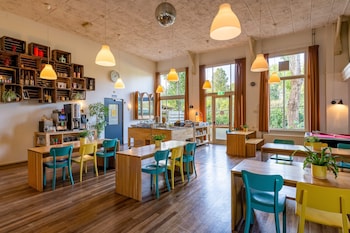 stayokay haarlem hostel