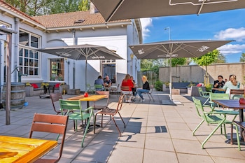 stayokay haarlem hostel
