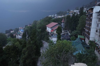 jewel himalayan heights