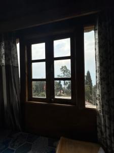 jewel himalayan heights