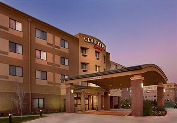 courtyard marriott denton