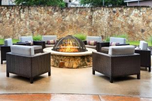 courtyard marriott denton