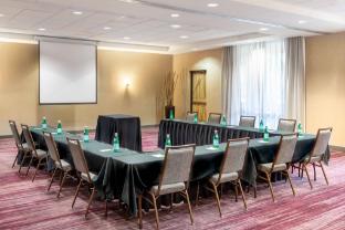 courtyard marriott denton
