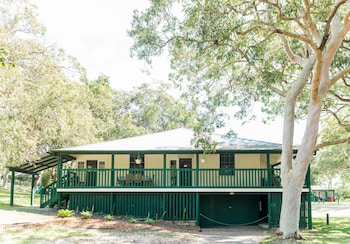 anna bay