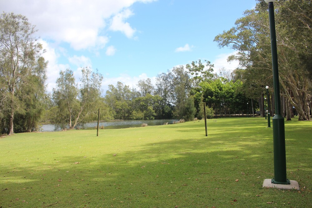 lanis holiday island caravan park