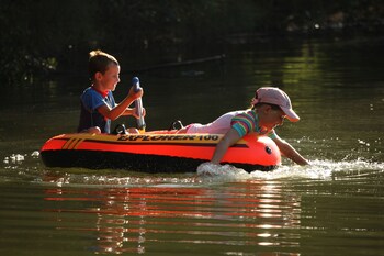 lanis holiday island caravan park