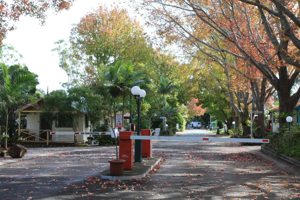 lanis holiday island caravan park