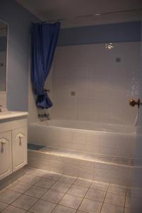 lanis holiday island caravan park