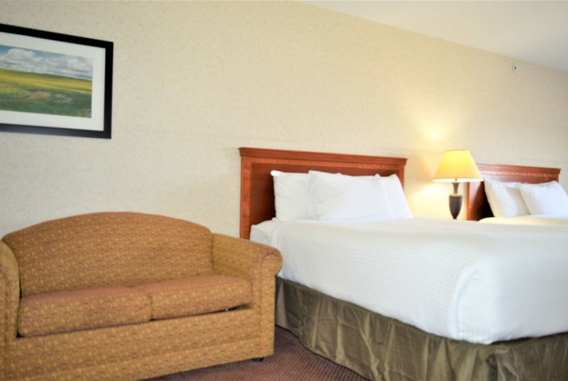super 8 by wyndham grande prairie