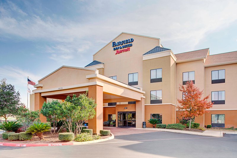 fairfield inn and suites by marriott san antonio seaworld