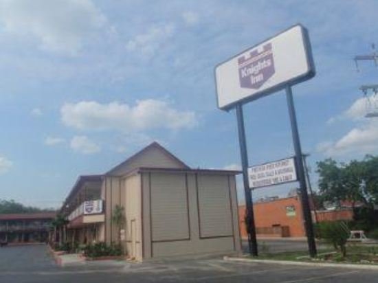 regency inn fort sam houston