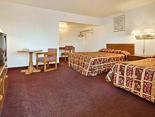 Super 8 By Wyndham Millbury/Toledo,Ohio>>Millbury,2.5 star